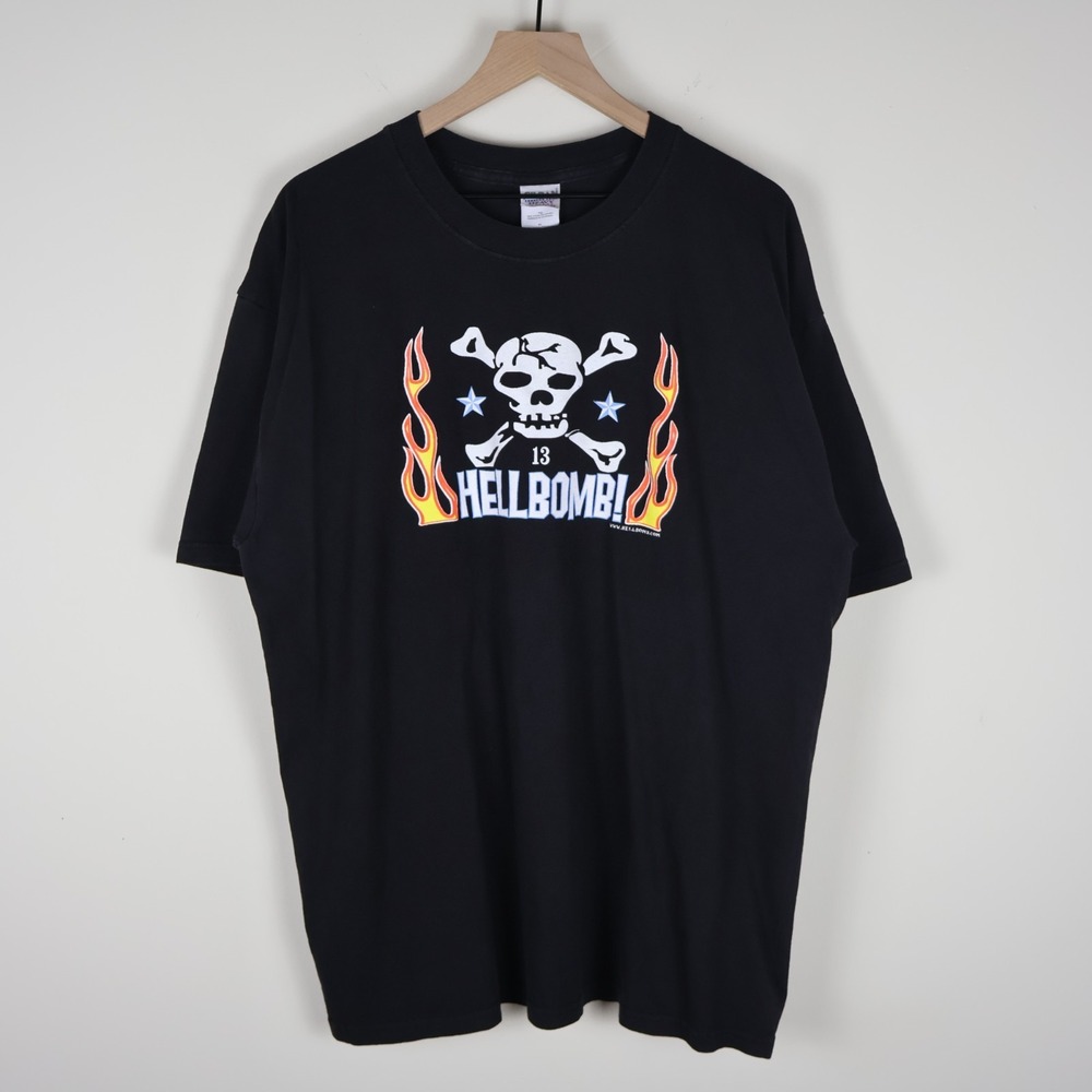 Vintage Y2K Hellbomb Skull & Crossbones Shirt Black‎ XL 23.5x31